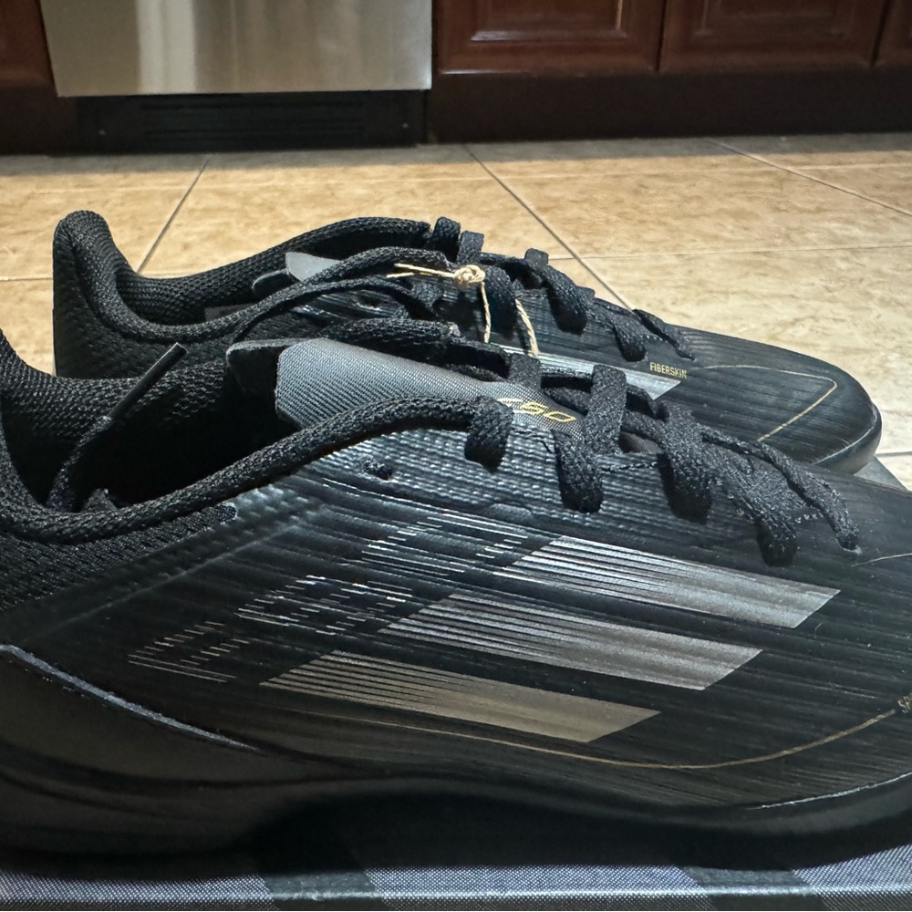 Adidas F50 League TF J Youth Soccer Cleats Black Gold Size 3 NWT - Picture 3 of 10